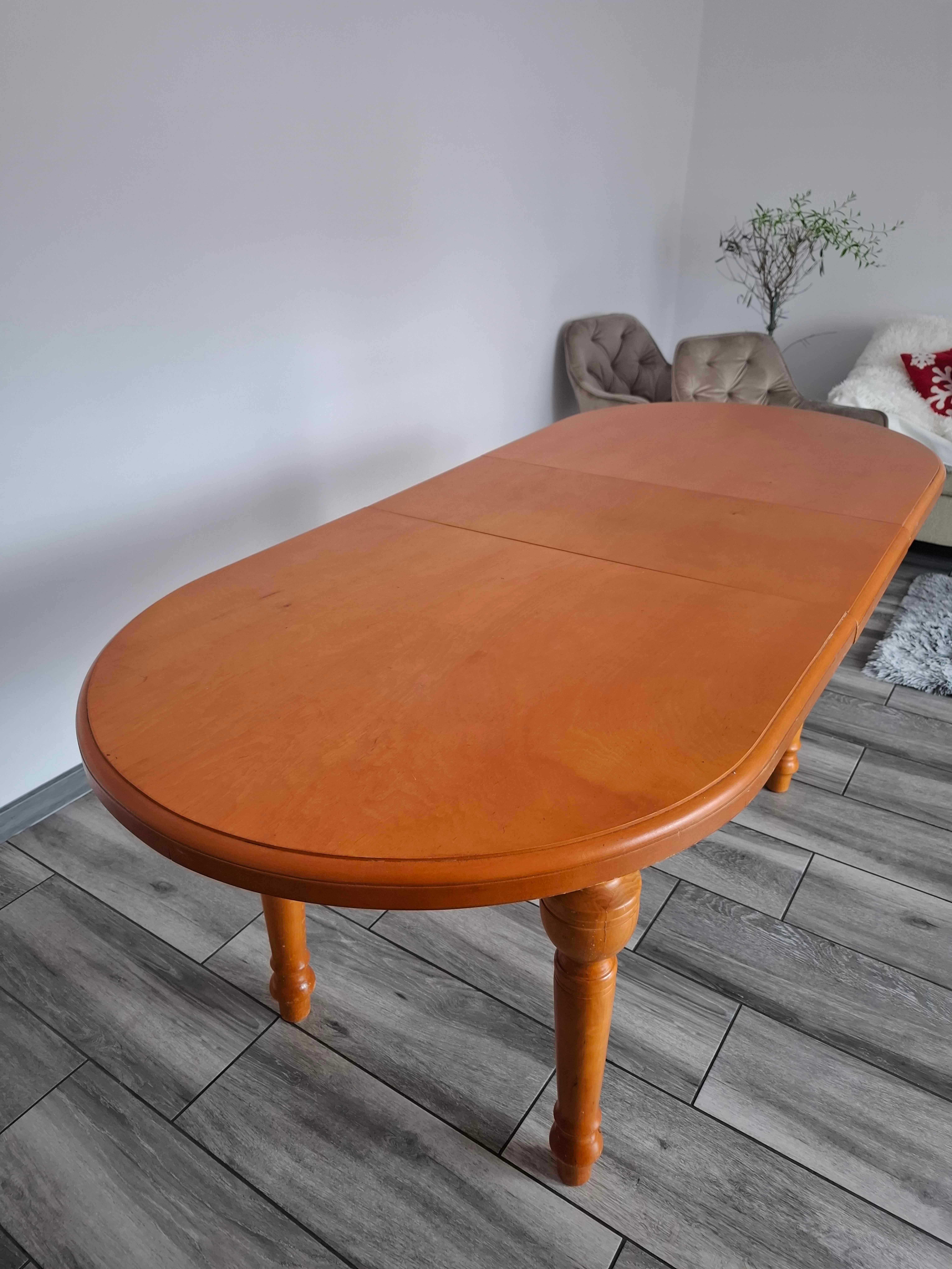 Elegancki Stół z Litego Drewna + 6 Krzeseł – Idealny do Jadalni!