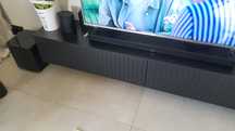 BOSE Soundbar 900, Bassmodule 700, Surround speaker 700+stojaki, BDB+