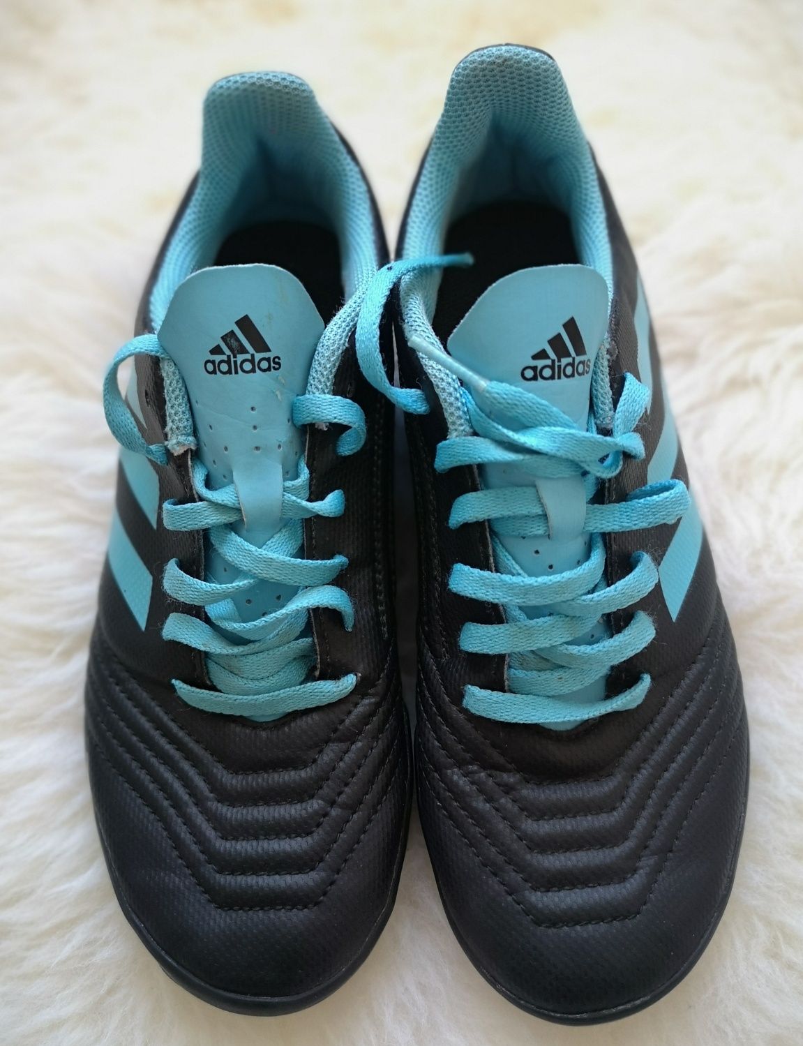 Chłopięce buty piłkarskie | ADIDAS Predator | r. 36