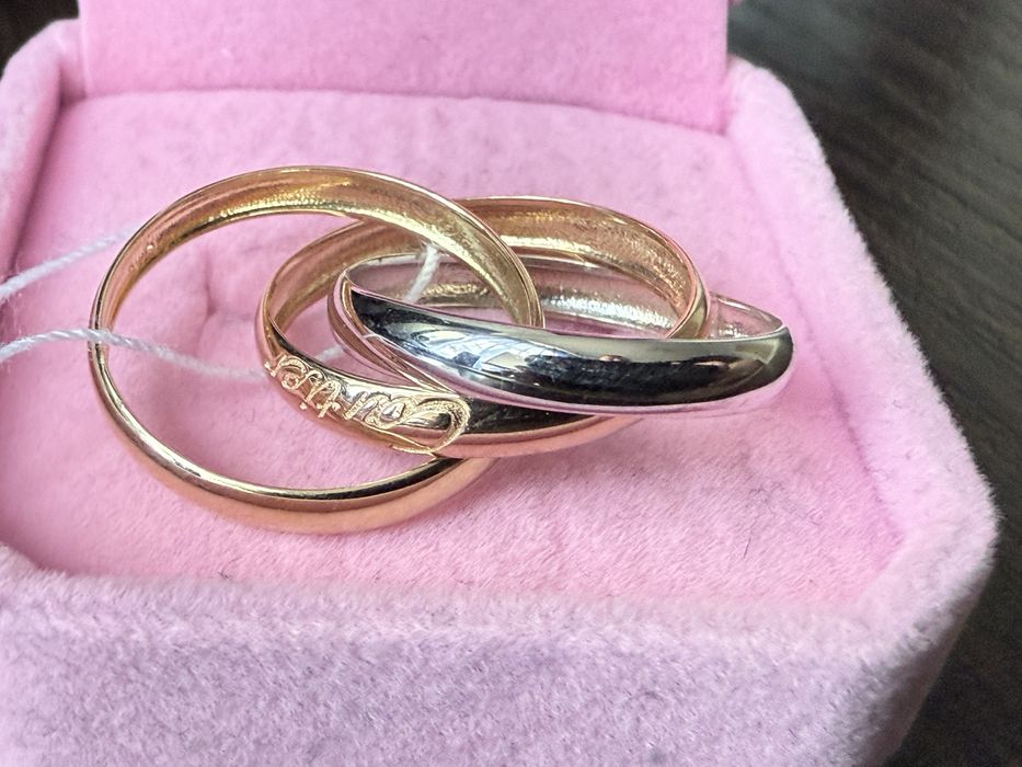 Золота каблучка Cartier потрійне 585 проби разпродаж