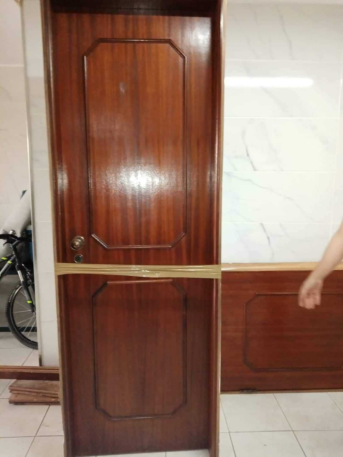 Portas de interior em mogno