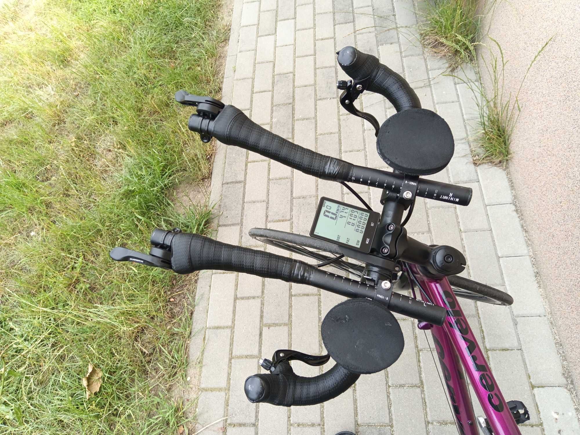 Rower szosowy czasowy