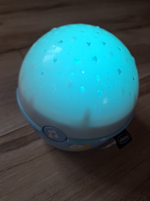 CHICCO projektor gwiazd dla dzieci z pozytywką Next2Stars