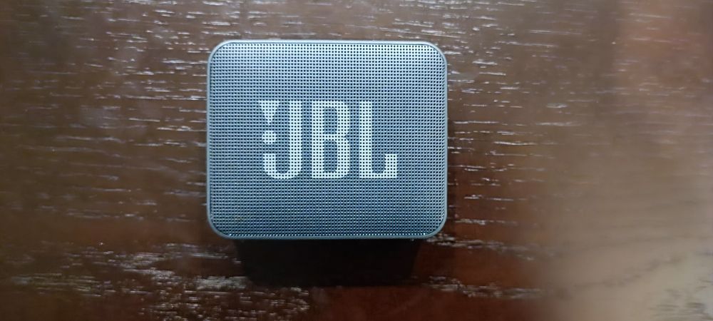 Портативная Блютуз колонка JBL GO Essential Black