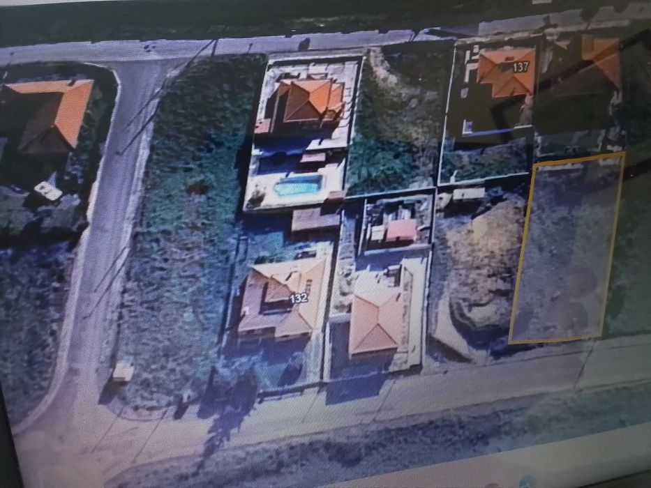 Coutada V.F. Xira vendo 1 de 3 lotes  nesta prestigiada urbe.