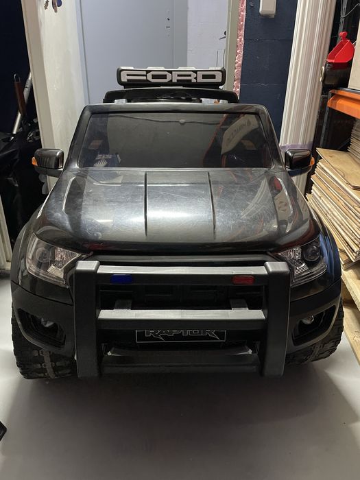 Детский электромобиль