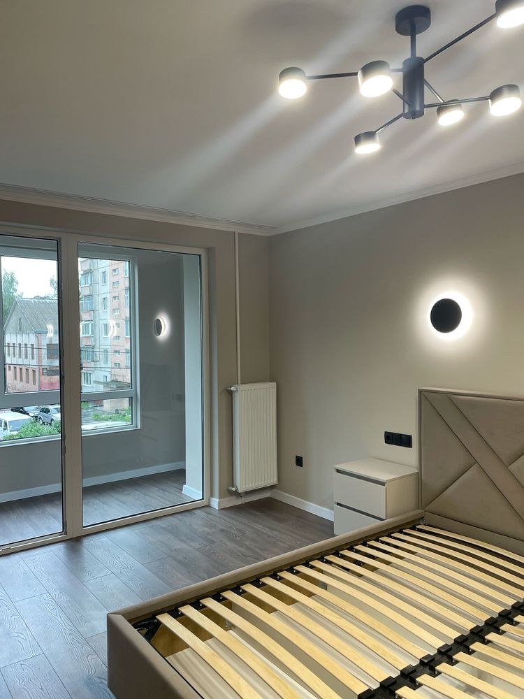 Продаж 2-к квартири, район Комарова