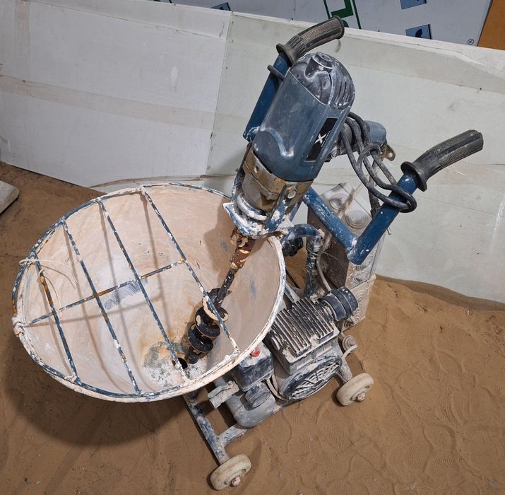 Штукатурна станція