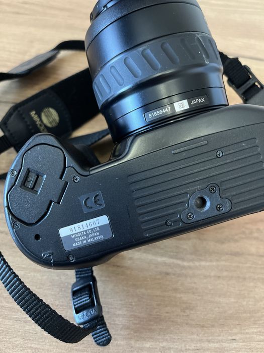 Плівкова фотокамера Minolta dynax 500si