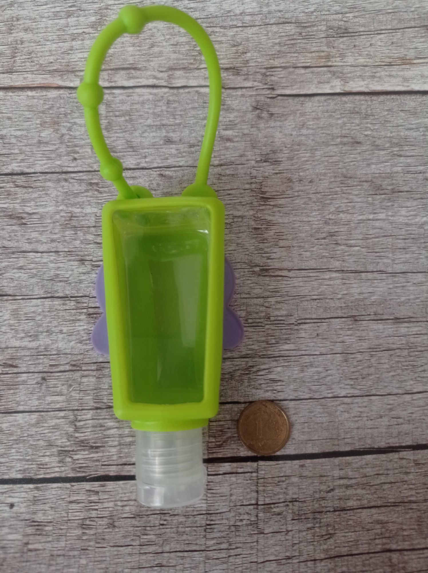 Mała podręczna buteleczka na płyn żel do dezynfekcji brelok ozdobny