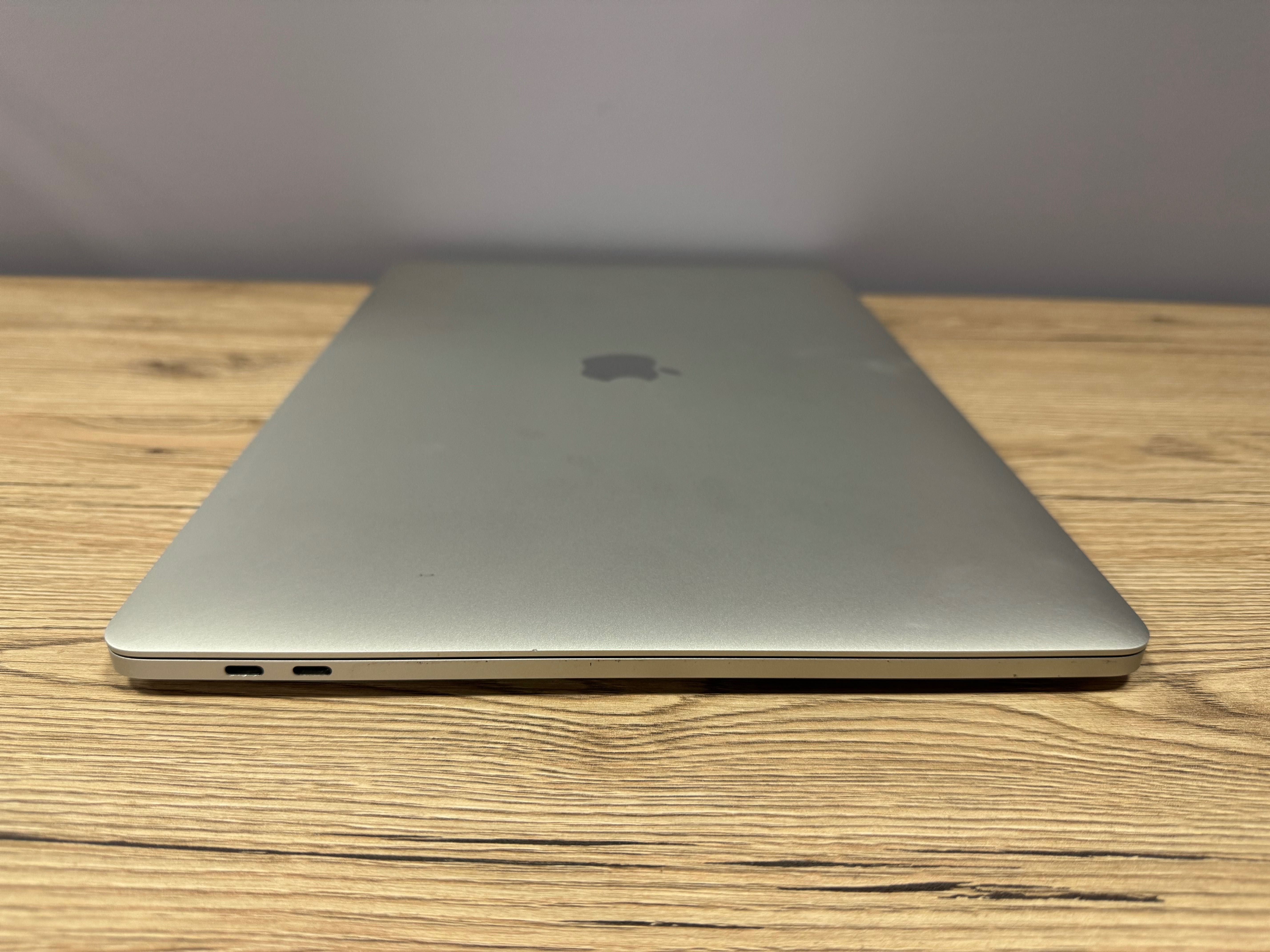 Вживаний MacBook Pro 15 ( 2019) i7 2.6/ 16/ 256 / Radeon Pro 555X