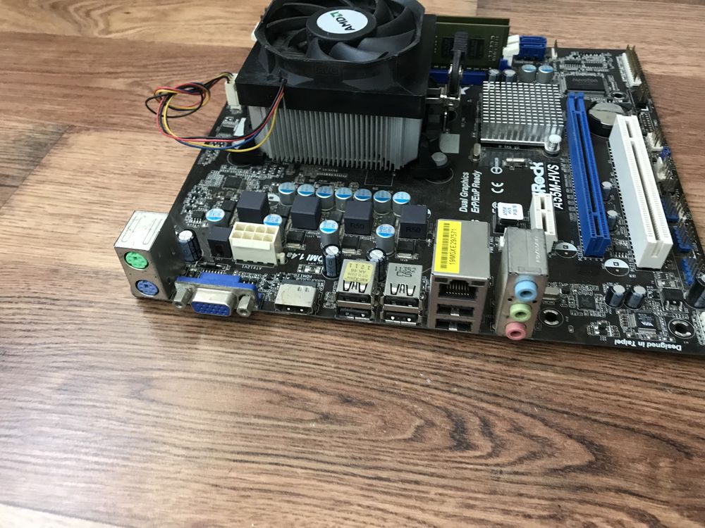 AMD A8-3850 (4 core)процессор,8 GB Ram,материнська плата Asrock A55
