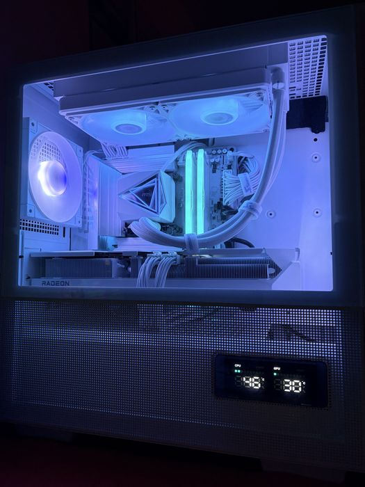 Komputer Radeon 9700XT / Intel 265KF / 32 GB