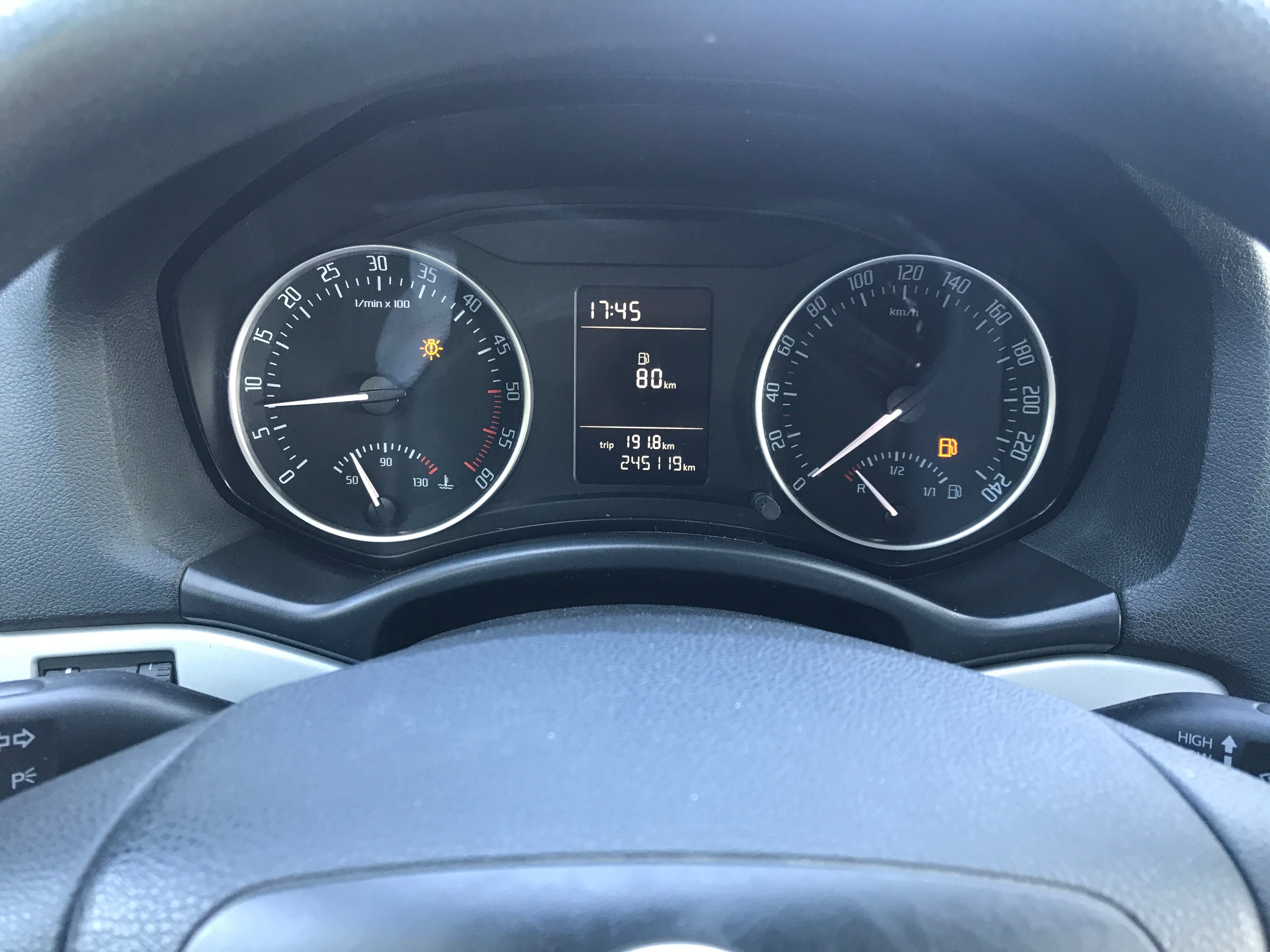 Sprzedam Skodę Octavię 1.6 TDI