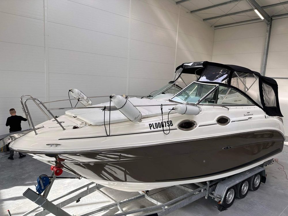 Jacht motorowy / Motorówka Sea Ray Sundancer 255   2013r