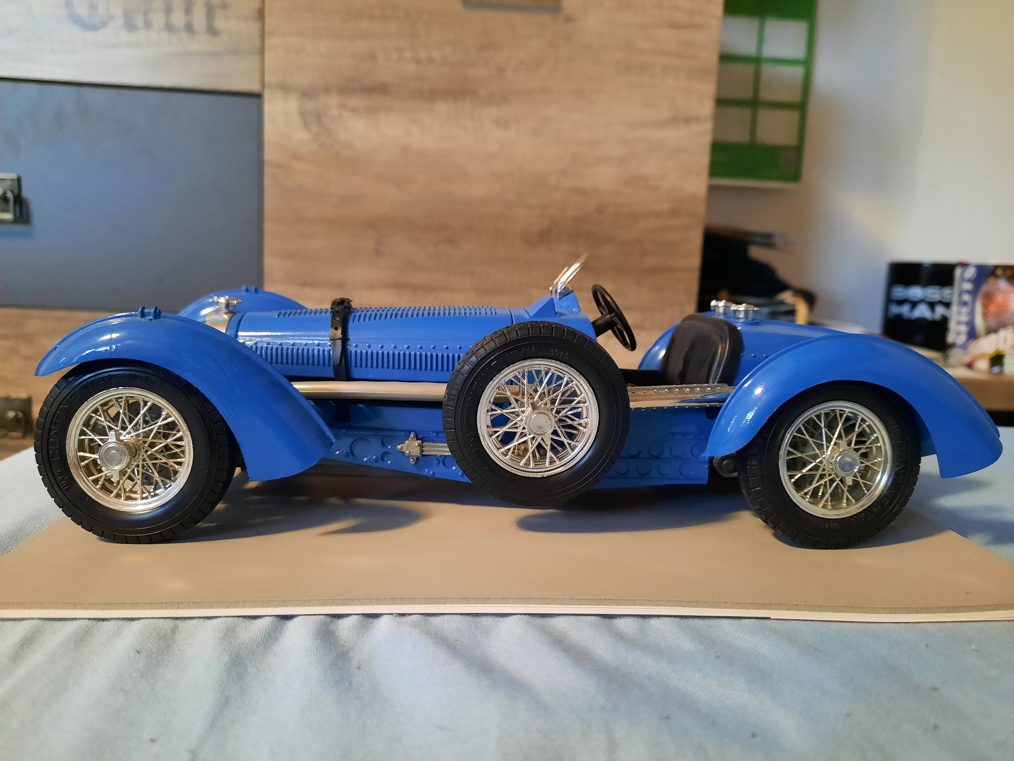 Samochód Kolekcjonerski Bugatti Type 59 1:18 Bburago