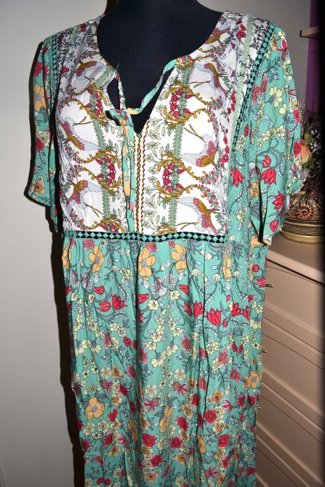 letnia włoska sukienka w stylu boho 100% wiskoza rozmiar 52/54