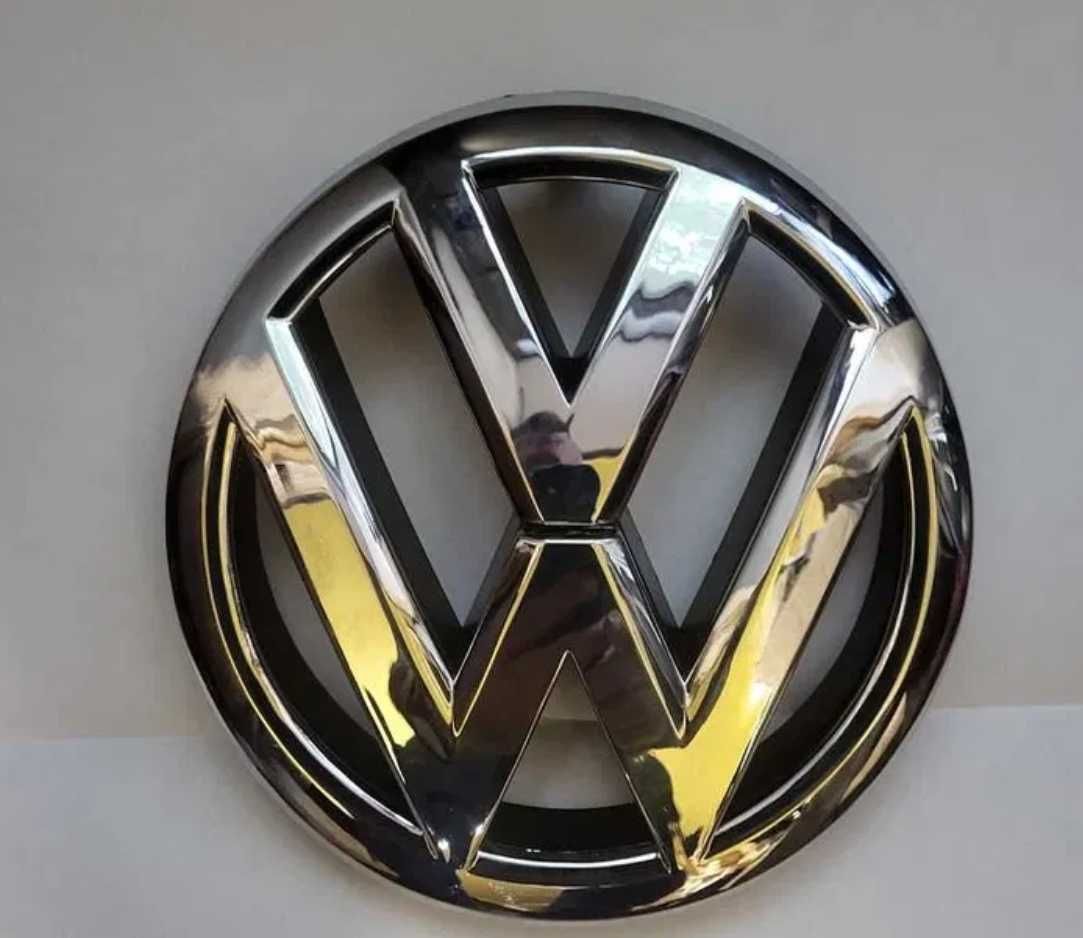 Znaczek emblemat logo atrapy VW Polo 6R 09-14