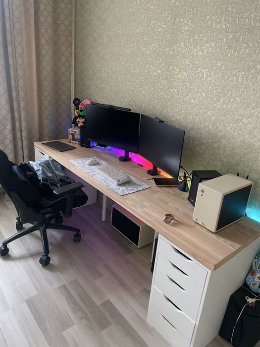 Продам игровой стол, компьютреный стол