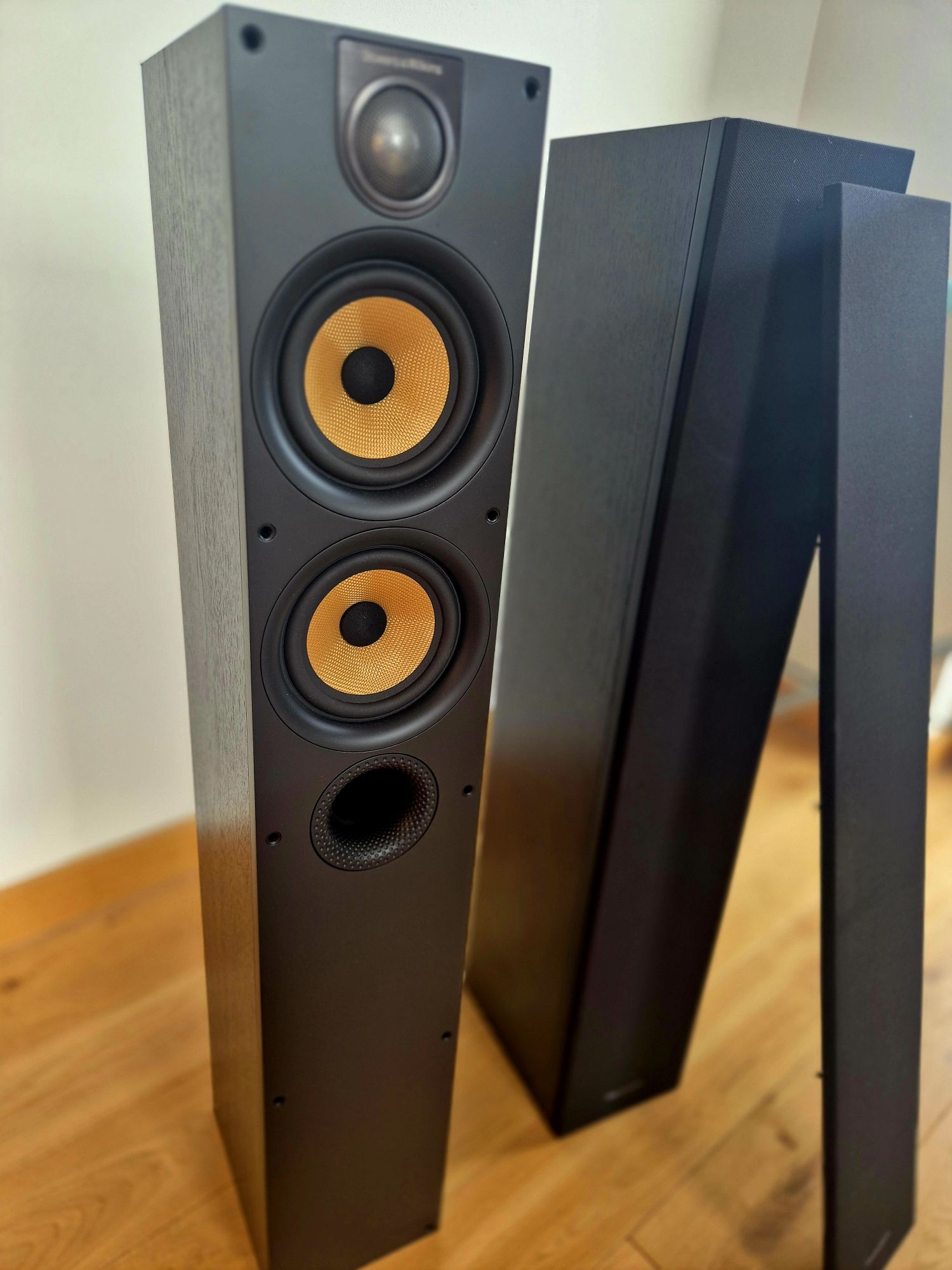Bowers & Wilkins 684 S2 – Kolumny Podłogowe Hi-Fi–Czarne,b&W, glosniki