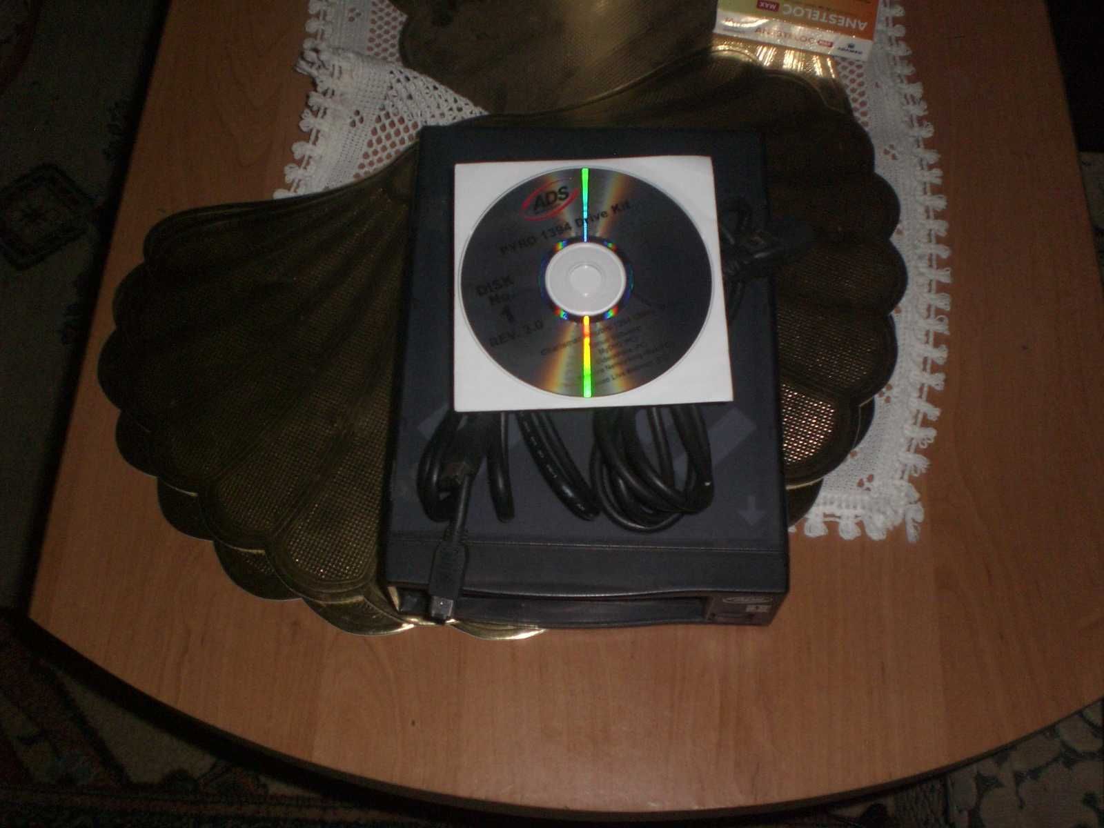 Firewire na IDE urzadzenia plus 3 filmy na HDDVD