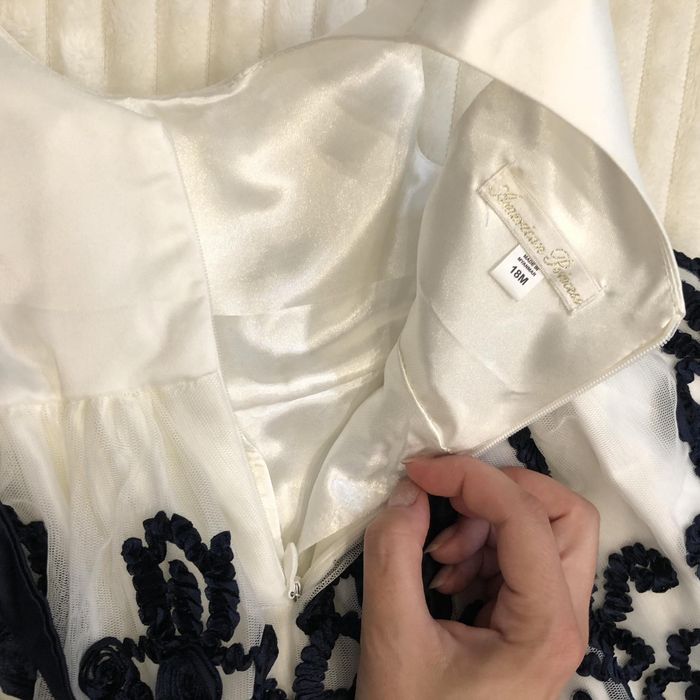 Elegancka sukienka na chrzciny imprezy dla dziewczynki wrozmiarze 86cm