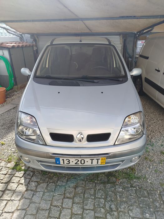 Renault Scenic 1.4 16v. em bom estado geral