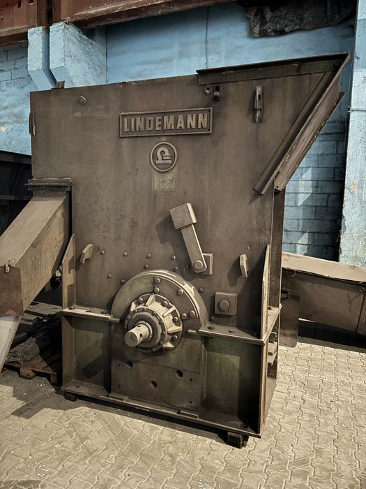 Młyn młotkowy kruszarka rozdrabniacz Lindemann Mesto