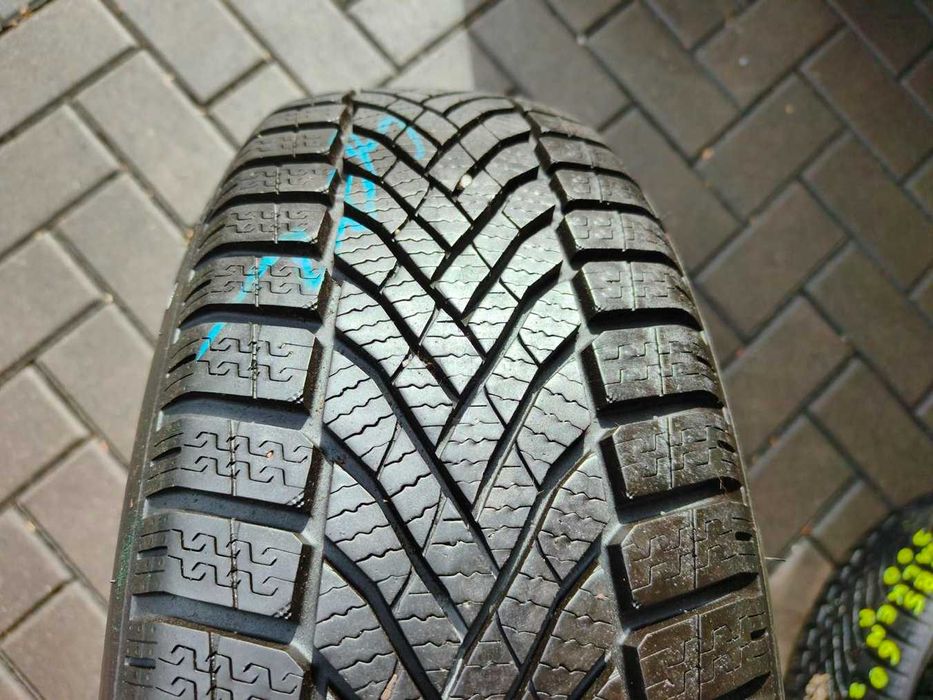 185/60 88T R15 FALKEN Eurowinter HS02 7mm 2022r Zimowe Opony 4szt