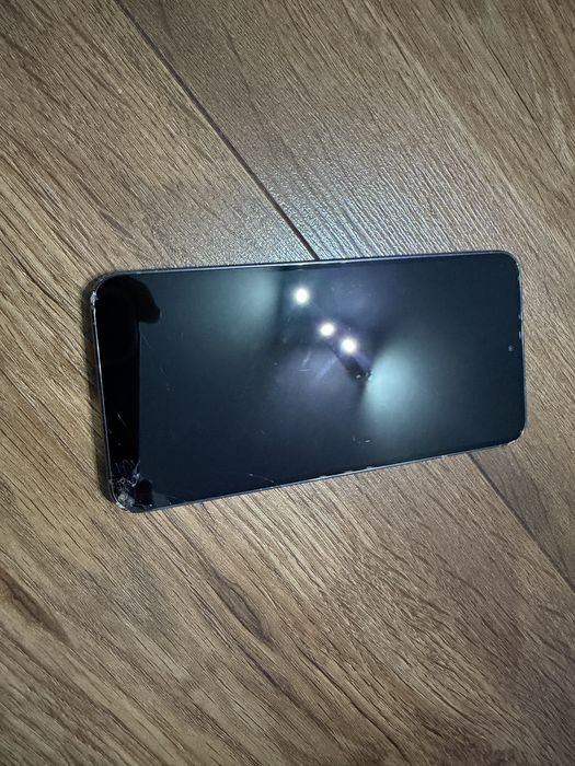 Samsung S23 8/128 uszkodzony !!
