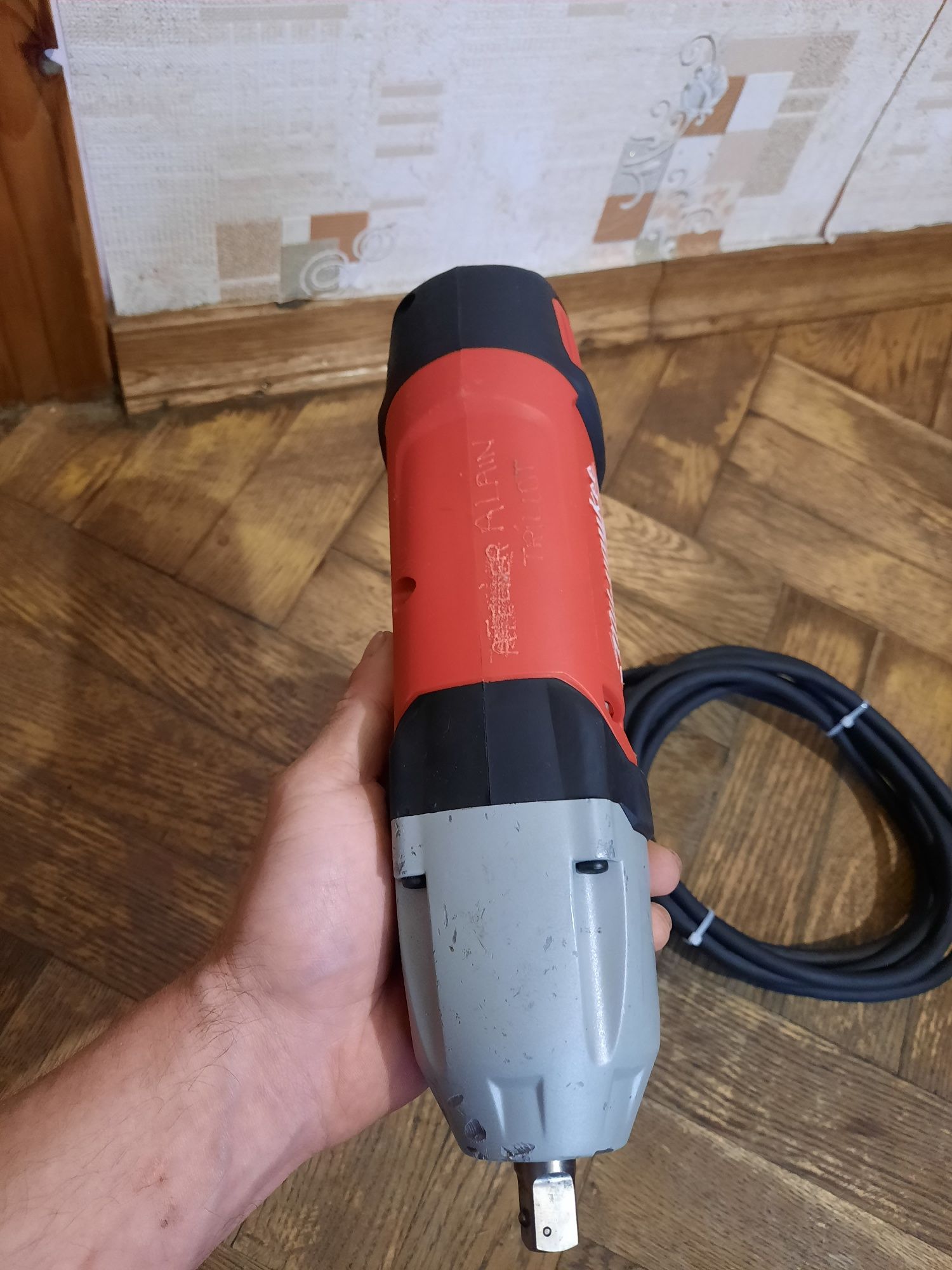 100% оригінал(2023)!!Ударний гайковерт MILWAUKEE IPWE 400 R,725вт