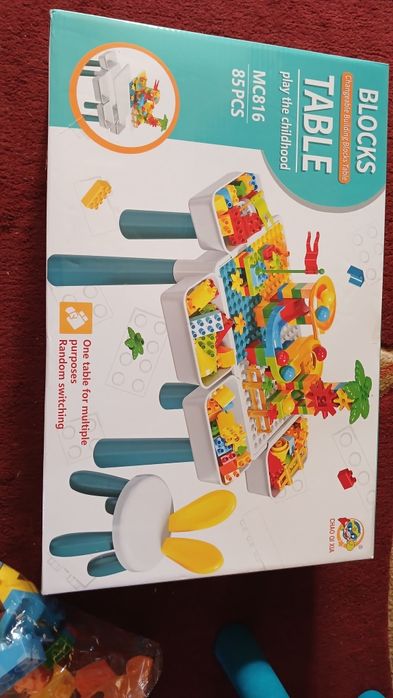 Дитячий ігровий столик зі стільцем