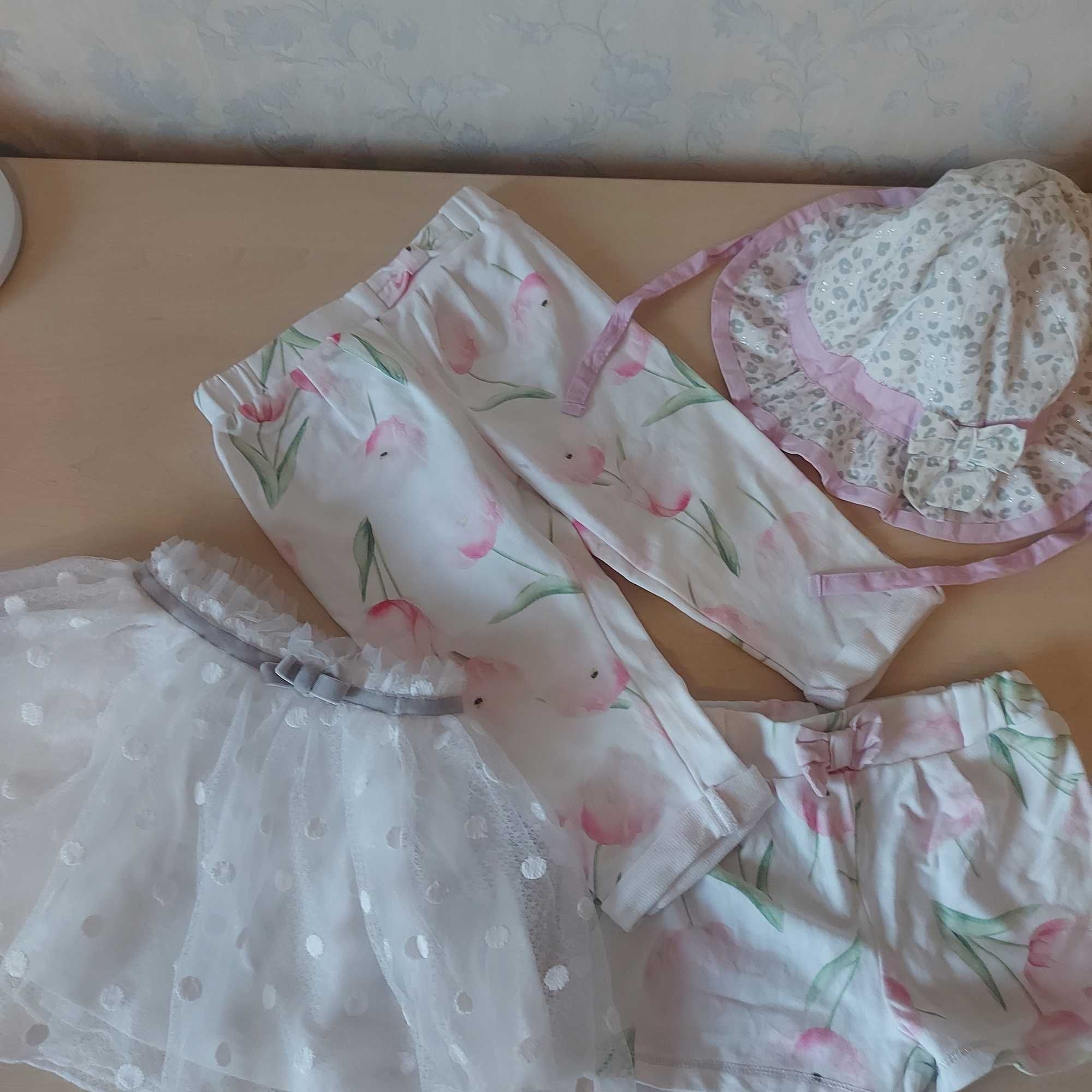 Дитячий одяг на дівчинку Chicco 68-86 роз.