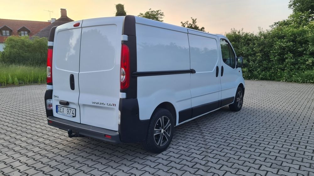 Opel Vivaro 2.0CDTI Long