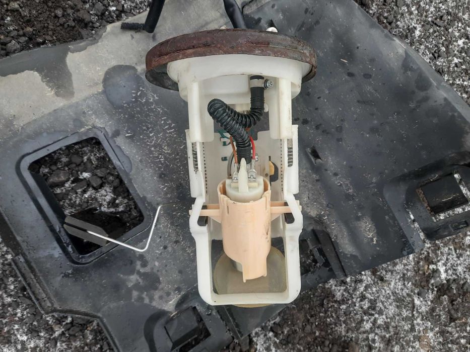 Bmw E46 Compact 316 Ti  N42B18A pompa paliwa