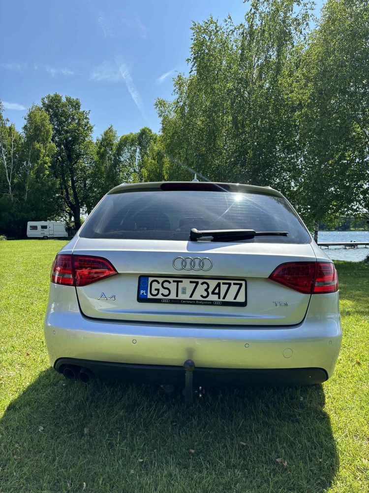 Audi A4 B8 2.0 TDI Automat - multitronic 2011 rok