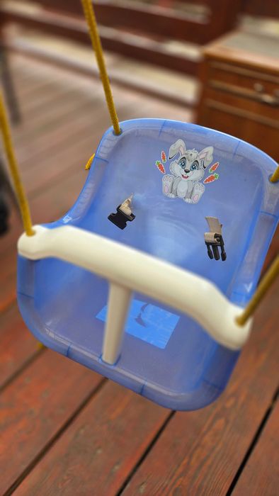 Гойдалка дитяча підвісна в гарному стані