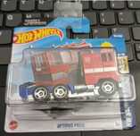 Samochodzik HOT WHEELS Optimus Prime Transformers