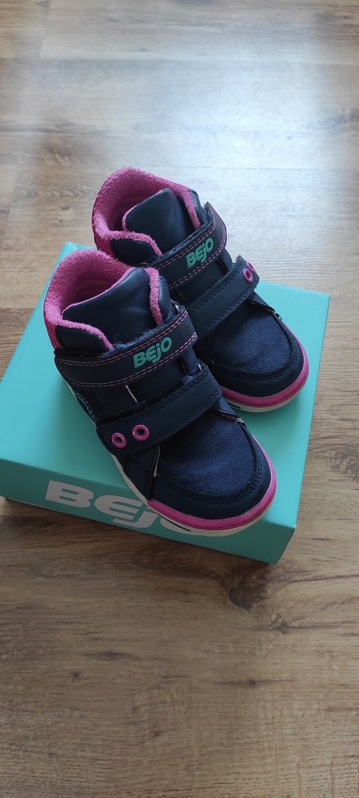 Buty dla dziewczynki Bejo 24