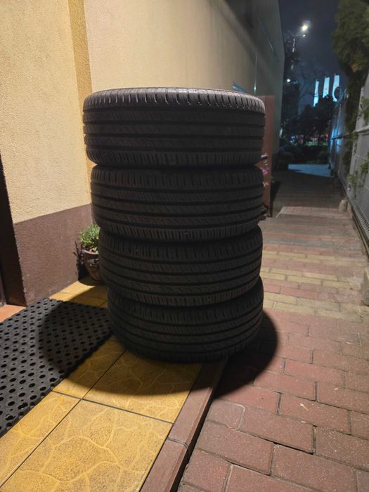 Opony letnie Barum Bravuris 225/50/17