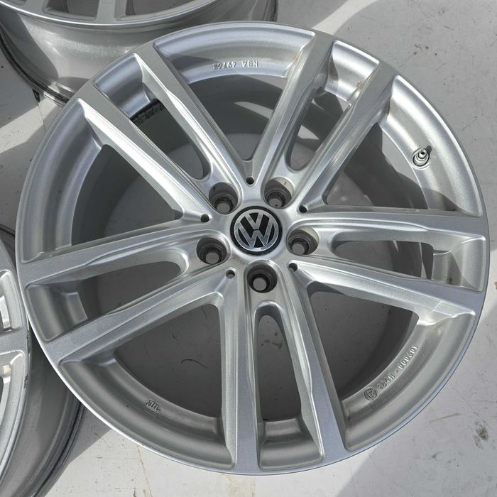 Alufelgi VW PASSAT B7 B8 CC TIGUAN I II Arteon SHARAN 18'' ET30 4x