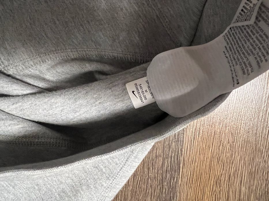 Nike tech fleece sweatshirt
