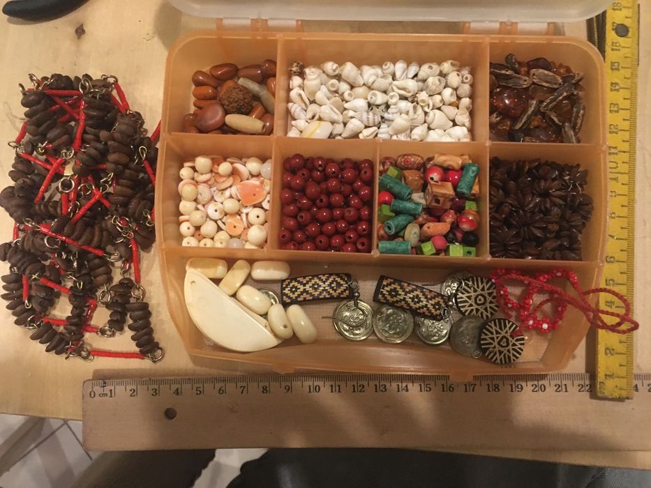 Koraliki naturalne, zestaw z pudelkiem