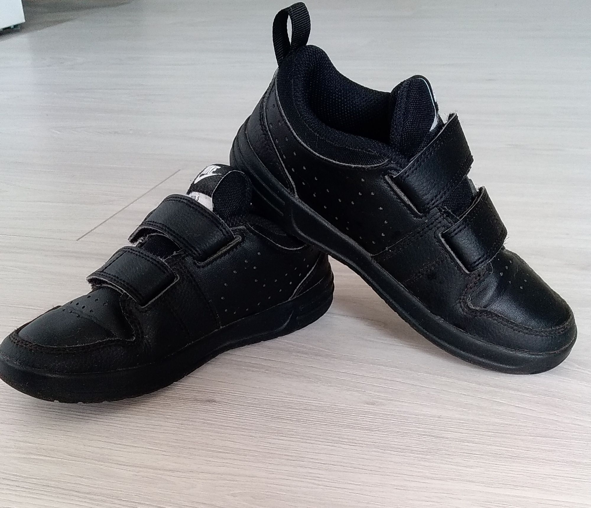 Кросівки  туфлі Nike EUR 31