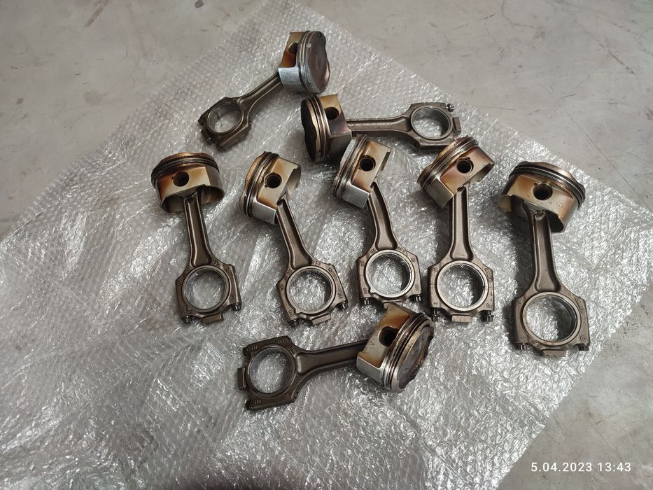 Porsche Cayenne 4.5 Turbo tłok korbowód i inne