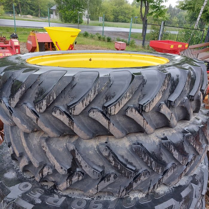 Koła 14,9 r46 380 r46 1