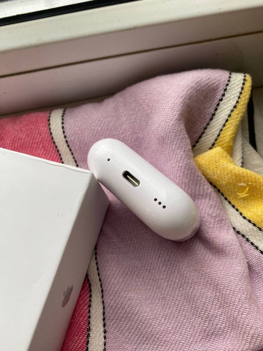 AirPods Pro 2 в ідеальному стані
