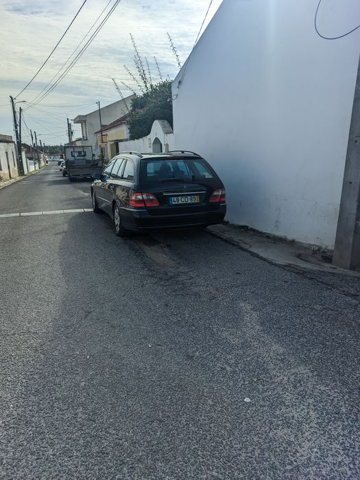 Mercedes e270 em muito bom estado
