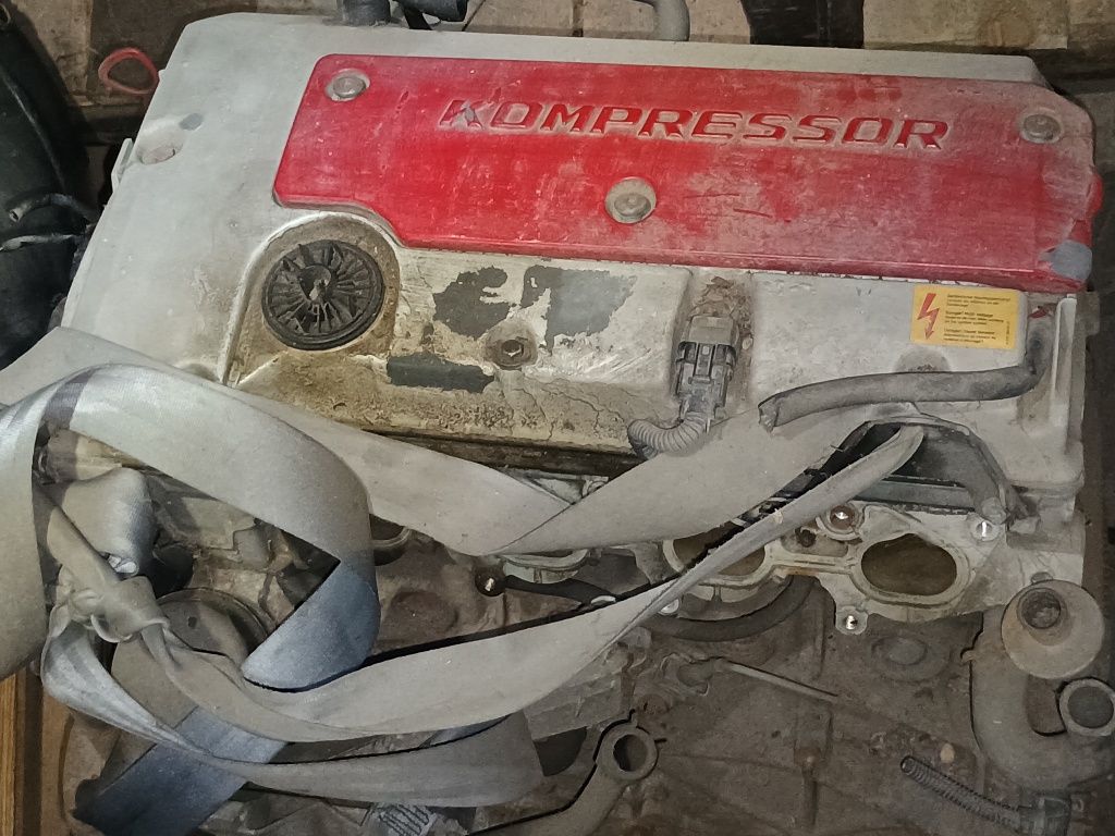 Silnik CLK w 208 kompresor 2.3