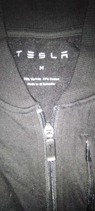 Tesla бомбер оригінал